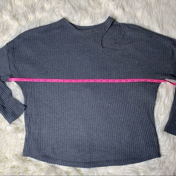 Dark Heather Gray Express Waffle Knit Cutout Top Size M - Picture 7 of 12